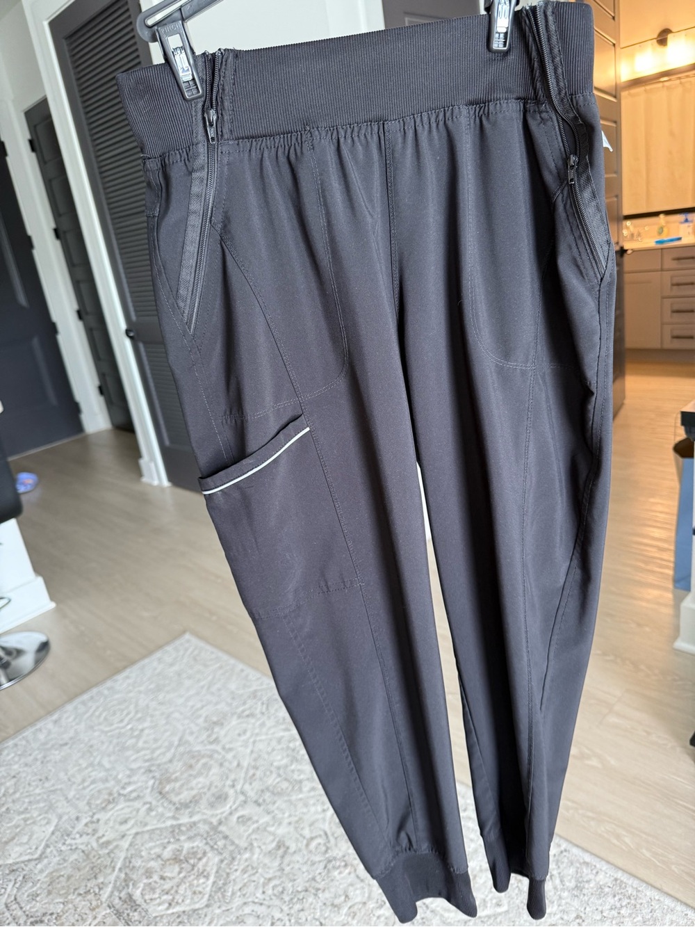 Women's Black Active Track Joggers with Utility Pocket